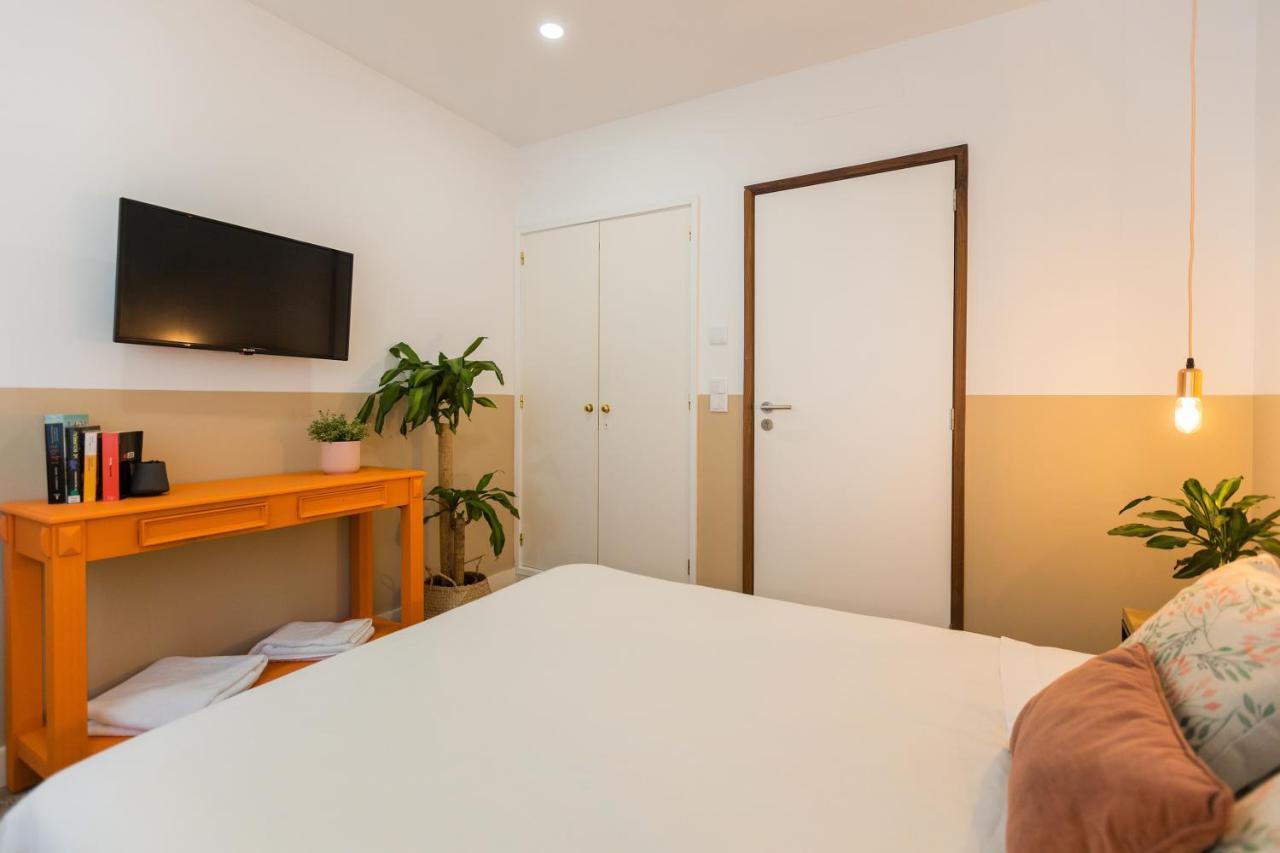 Nona Urban Lodging Bed & Breakfast 2*